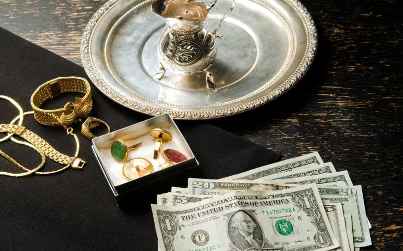 How to Sell Used Gold, Jewelry and Diamonds Without Being Scammed